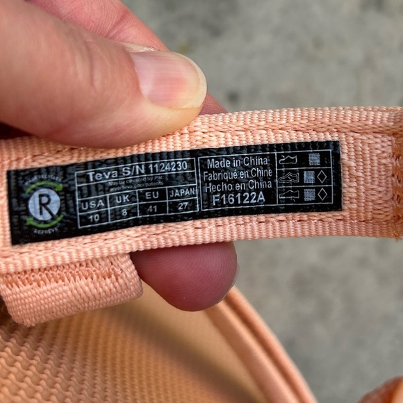 Teva universal slide sandals, BNWOT, size 10 - Picture 8 of 8